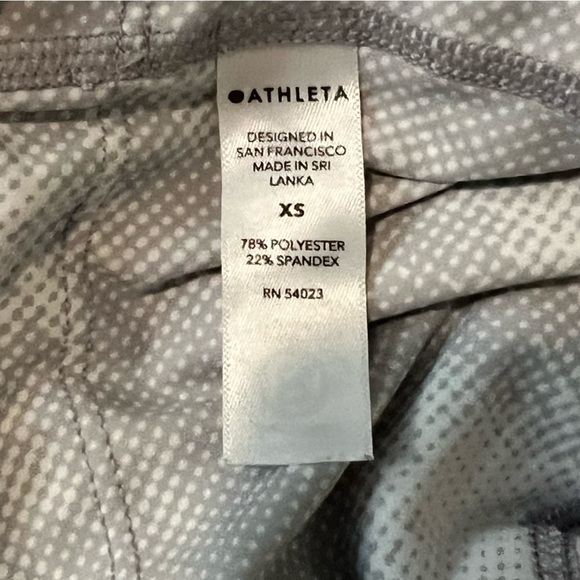 Athleta Ultimate Stash Pocket Printed Capri leggings tights white gray XS - Picture 9 of 12